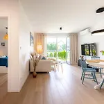 Baltique B10 Posesja Kapitanska דירה גרצי'יבובו