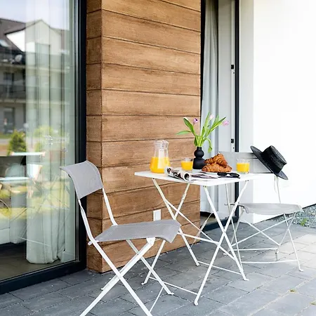 Baltique B10 Posesja Kapitanska Grzybowo (West Pomeranian)